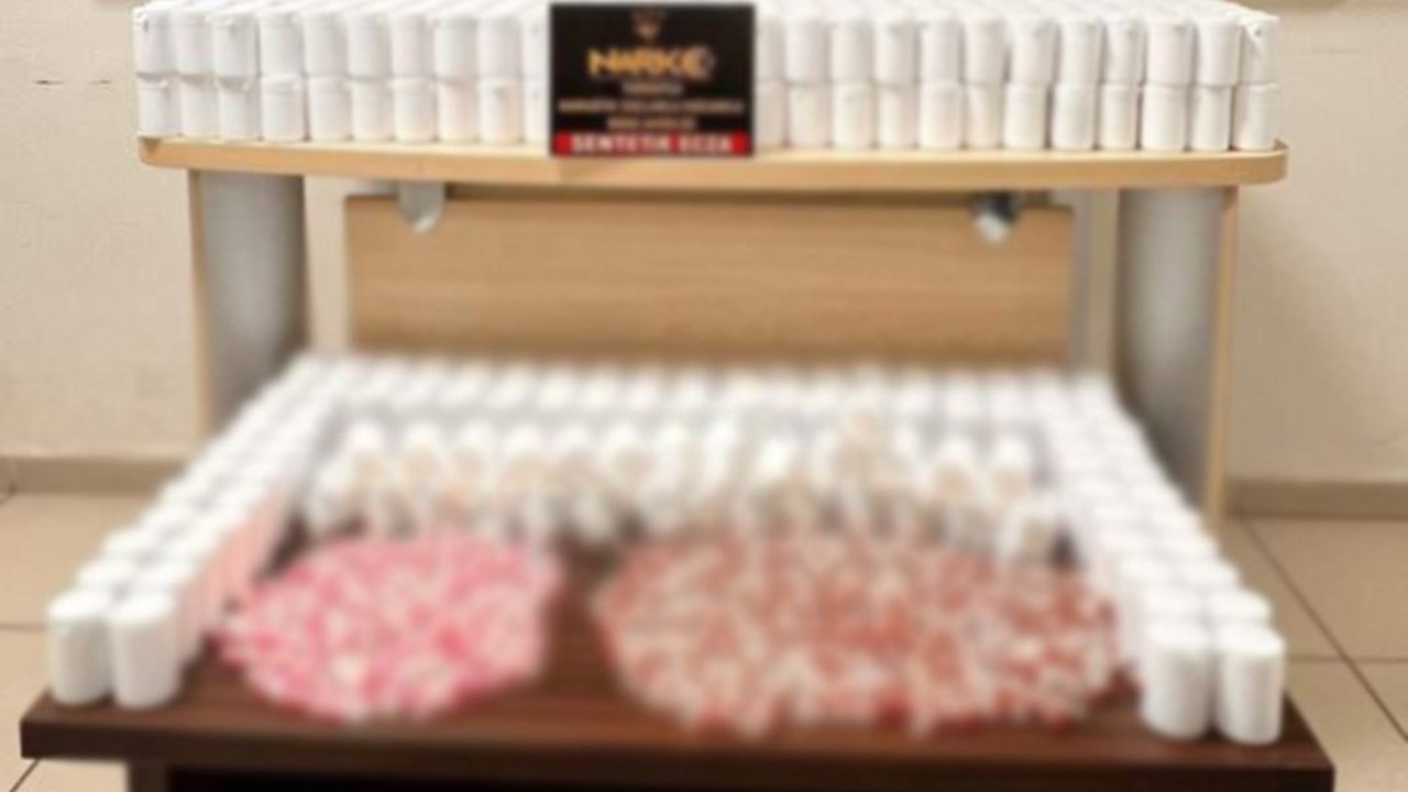 Turgutlu’da 56 bin 336 sentetik hap ele geçirildi
