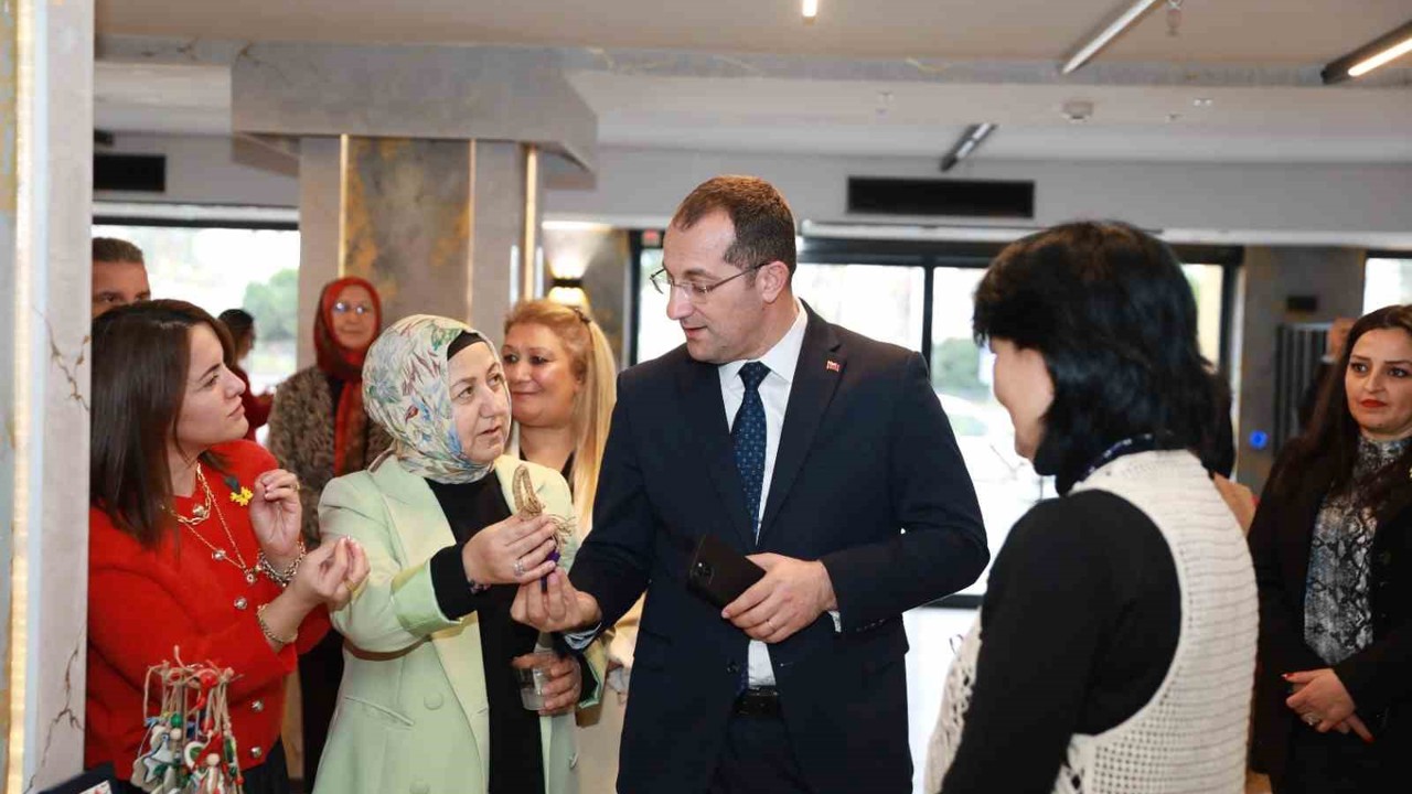 Akçaabat’ta üreten kadınlara Başkan Ekim’den destek
