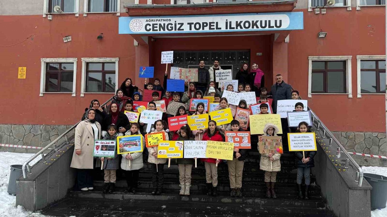 Patnos’ta "Türkiye Selamlaşıyor" Etkinliği Başladı
