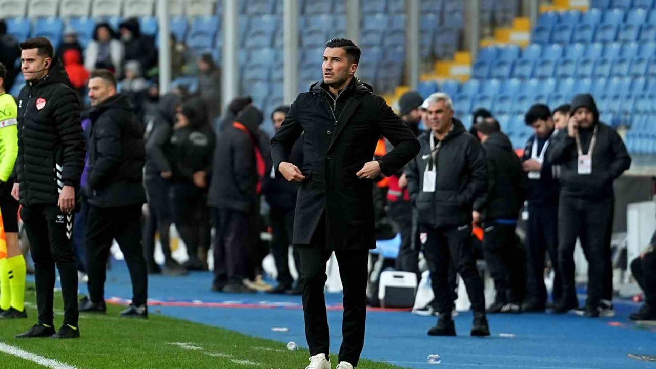 Nuri Şahin: "Galip geldiğimiz için mutluyum ama oyundan memnun değilim"
