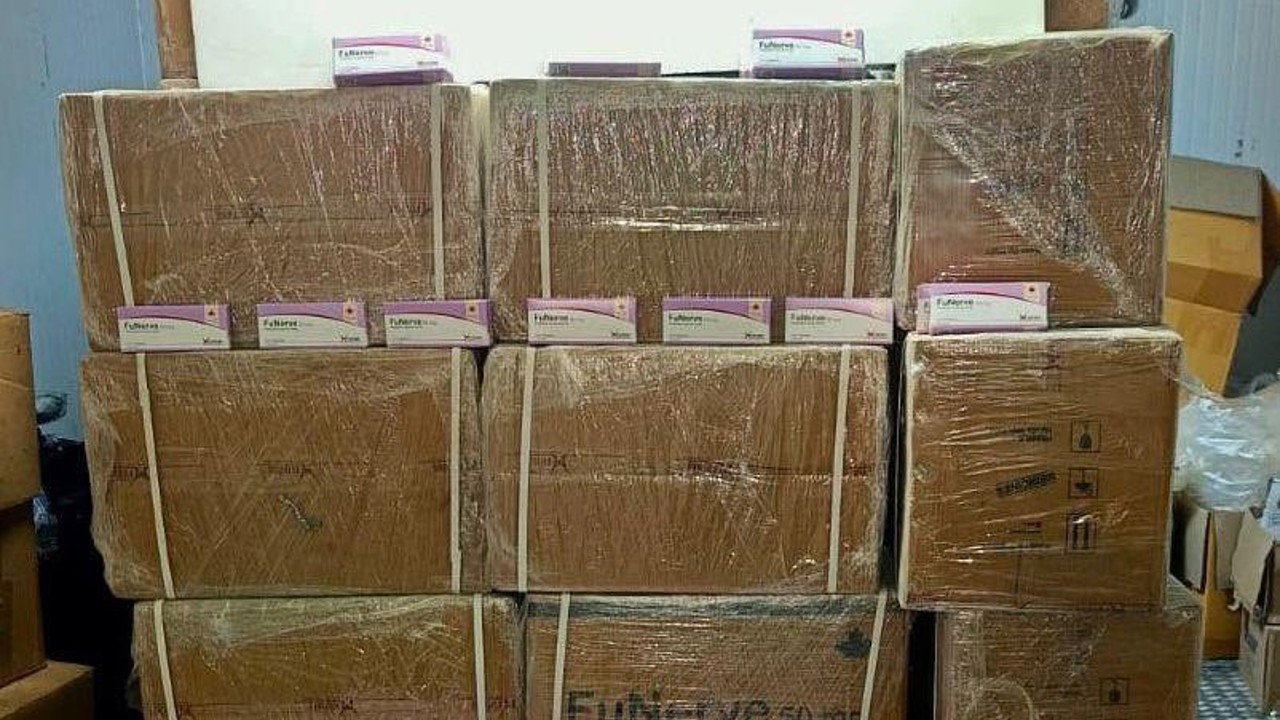 Mersin Limanı’nda 280 bin sentetik hap ele geçirildi
