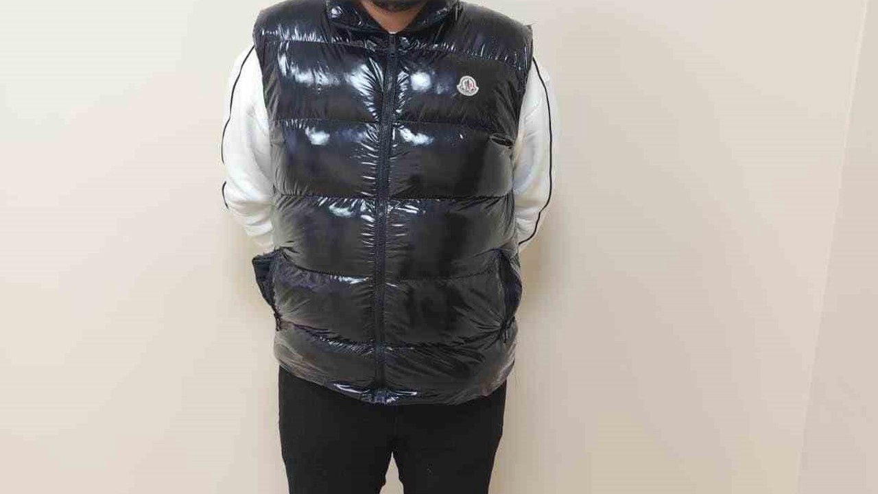 Arnavutköy’de polisin şüphe üzerine GBT yaptığı kişi ’aranıyor’ ifadesi çıkınca yakayı ele verdi
