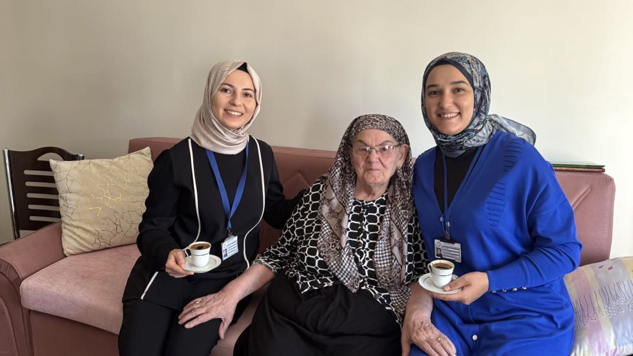 Talas’ta emeklilerle hasbihal günleri
