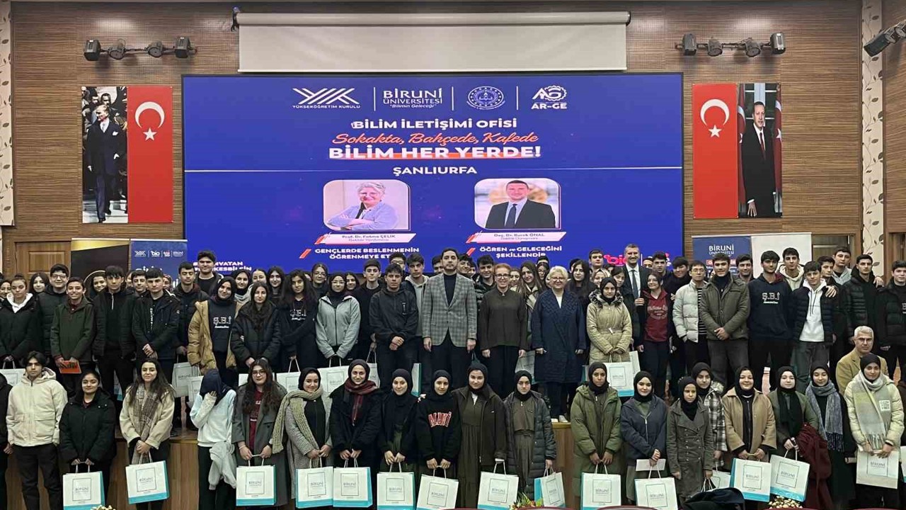 Biruni Üniversitesi, YÖK’ün ‘Bilim Kafe’ etkinlikleriyle 6 ilde gençlerle buluştu
