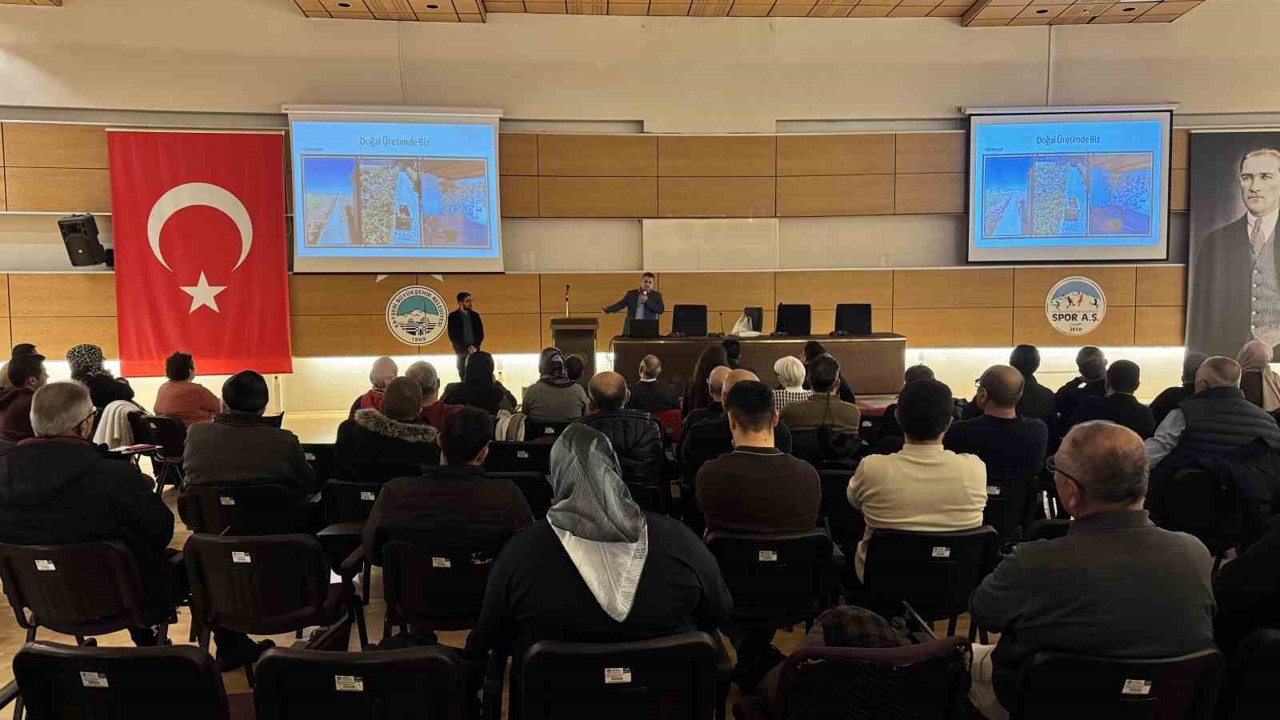 Büyükşehir’den doğal üretim bahçesini kullanacaklara organik üretim eğitimi
