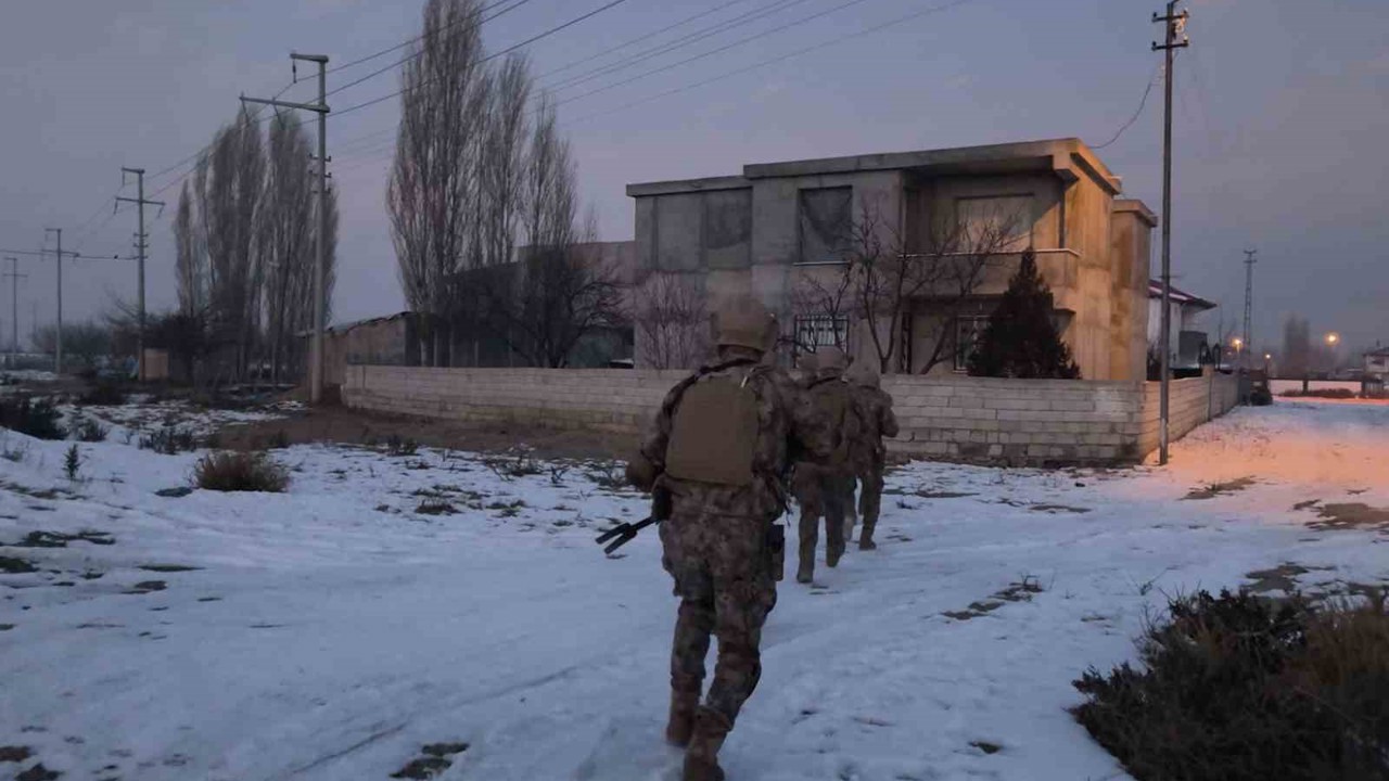 Iğdır’da torbacılara darbe: 15 adrese eş zamanlı operasyon
