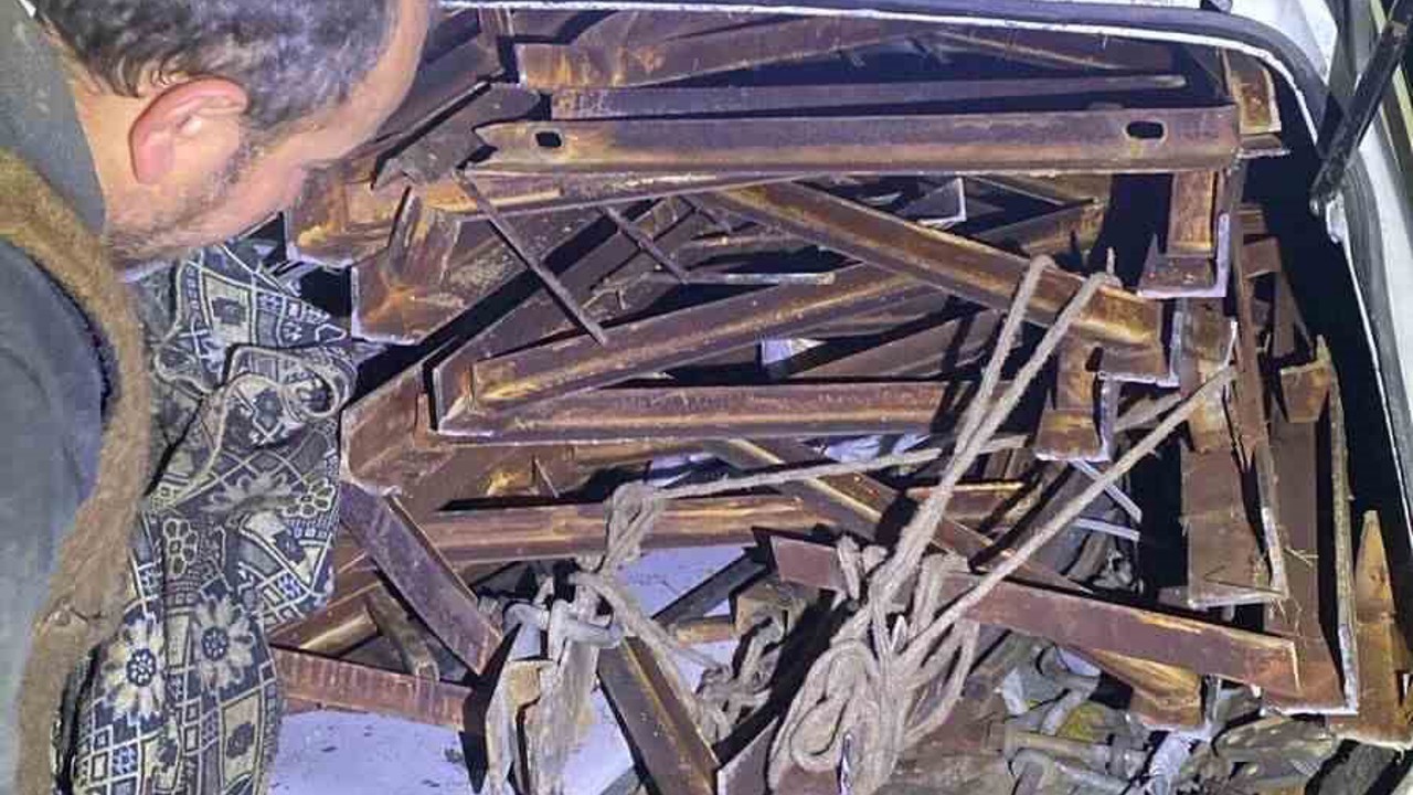 Bilecik’te durdurulan araçtan şaşırtan hırsızlık çıktı
