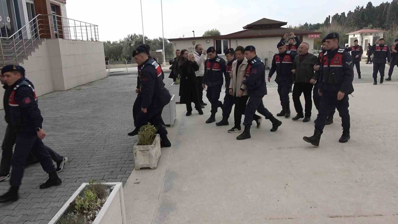 Yalova’da su hattında köpüklenme olayına karışan 3 şüpheliye 5’er yıl hapis
