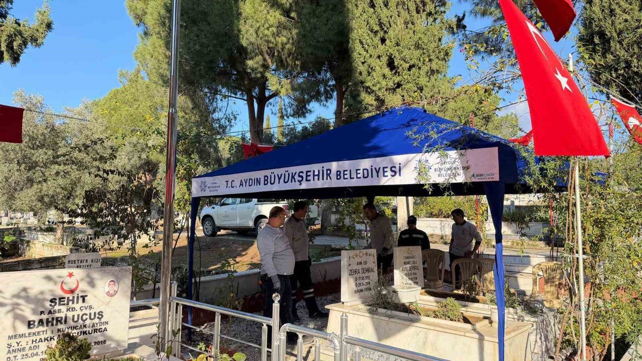 Aydın Büyükşehir Belediyesi’nden mezarlıklarda yoğun çalışma
