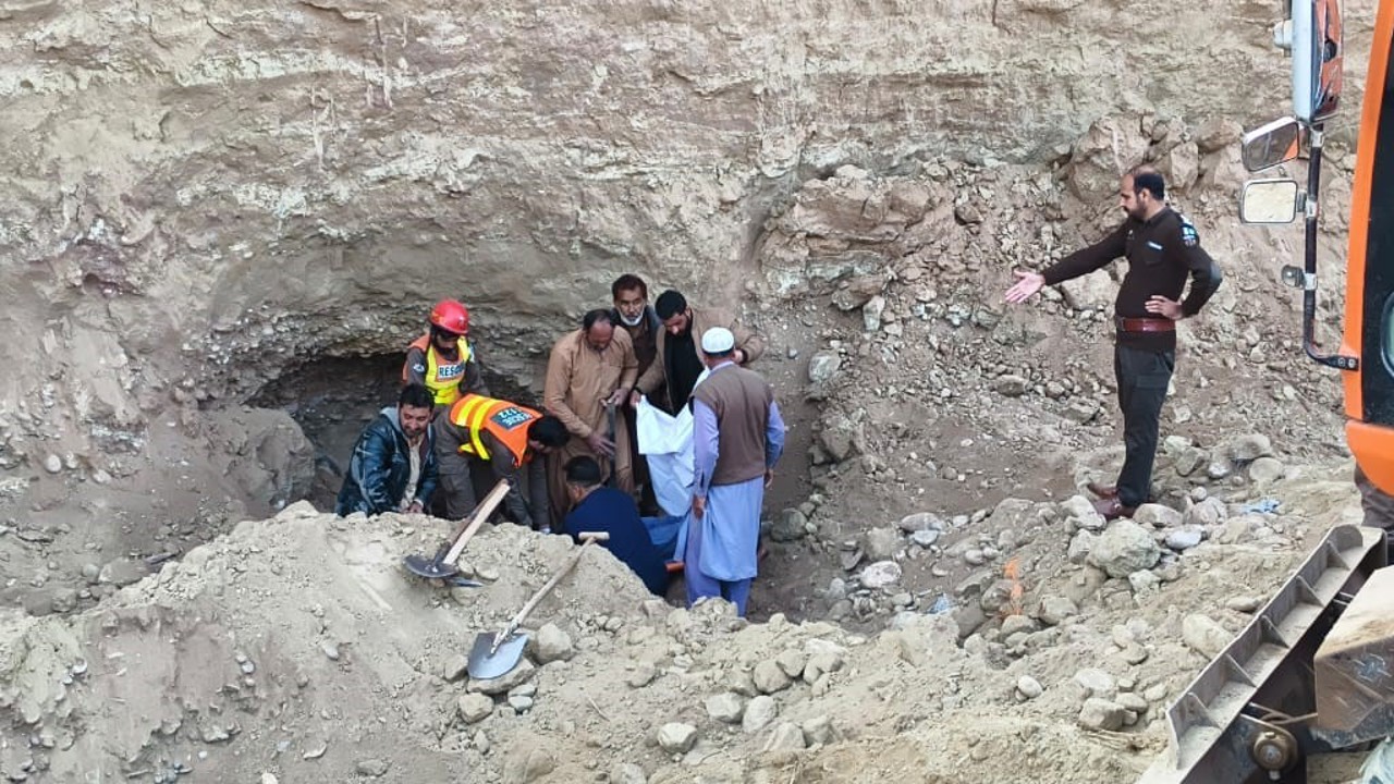 Pakistan’da yasa dışı altın madeninde çökme: 8 ölü, 1 yaralı
