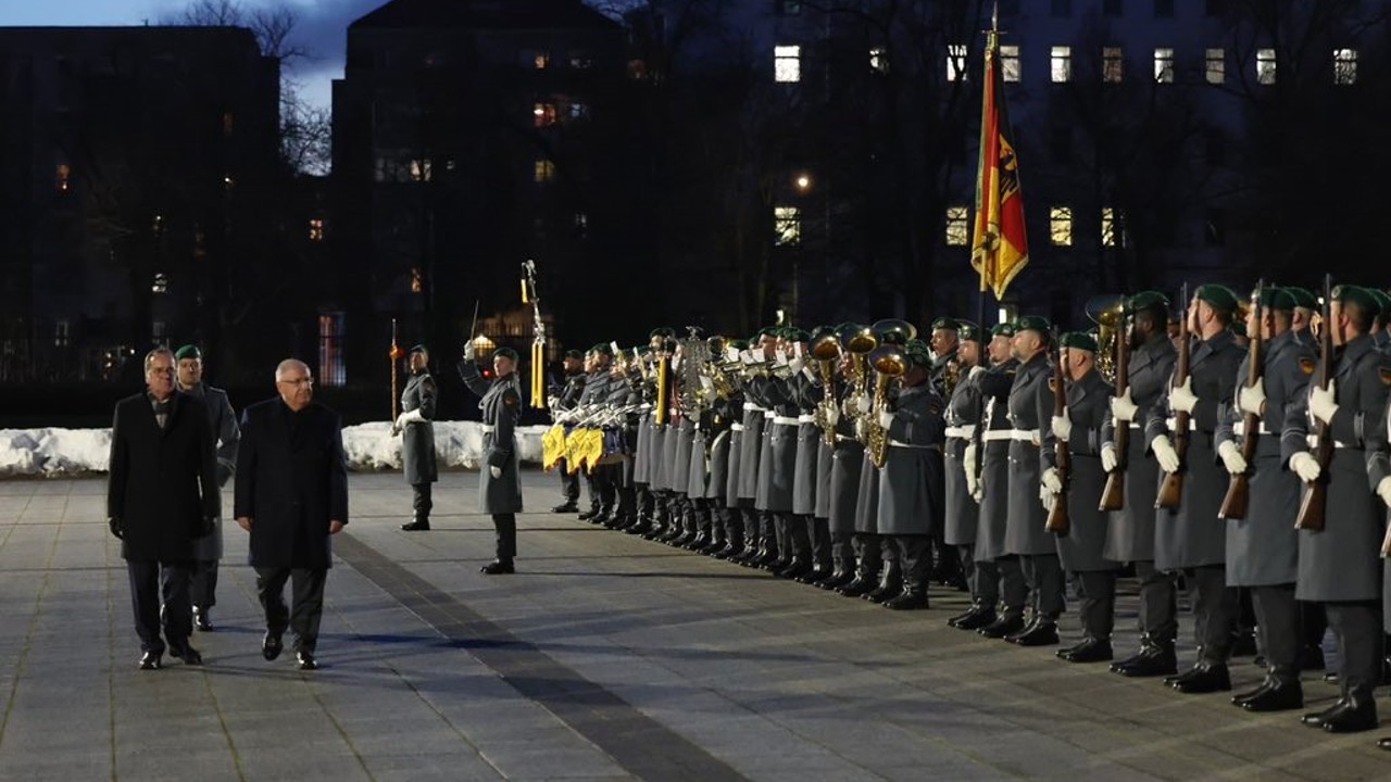Milli Savunma Bakanı Güler, Almanya Savunma Bakanı Pistorius ile bir araya geldi
