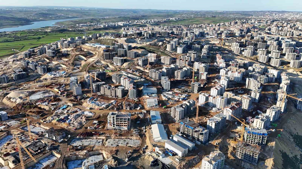 İstanbul’un kuzeyinde yeni bir şehir yükseliyor
