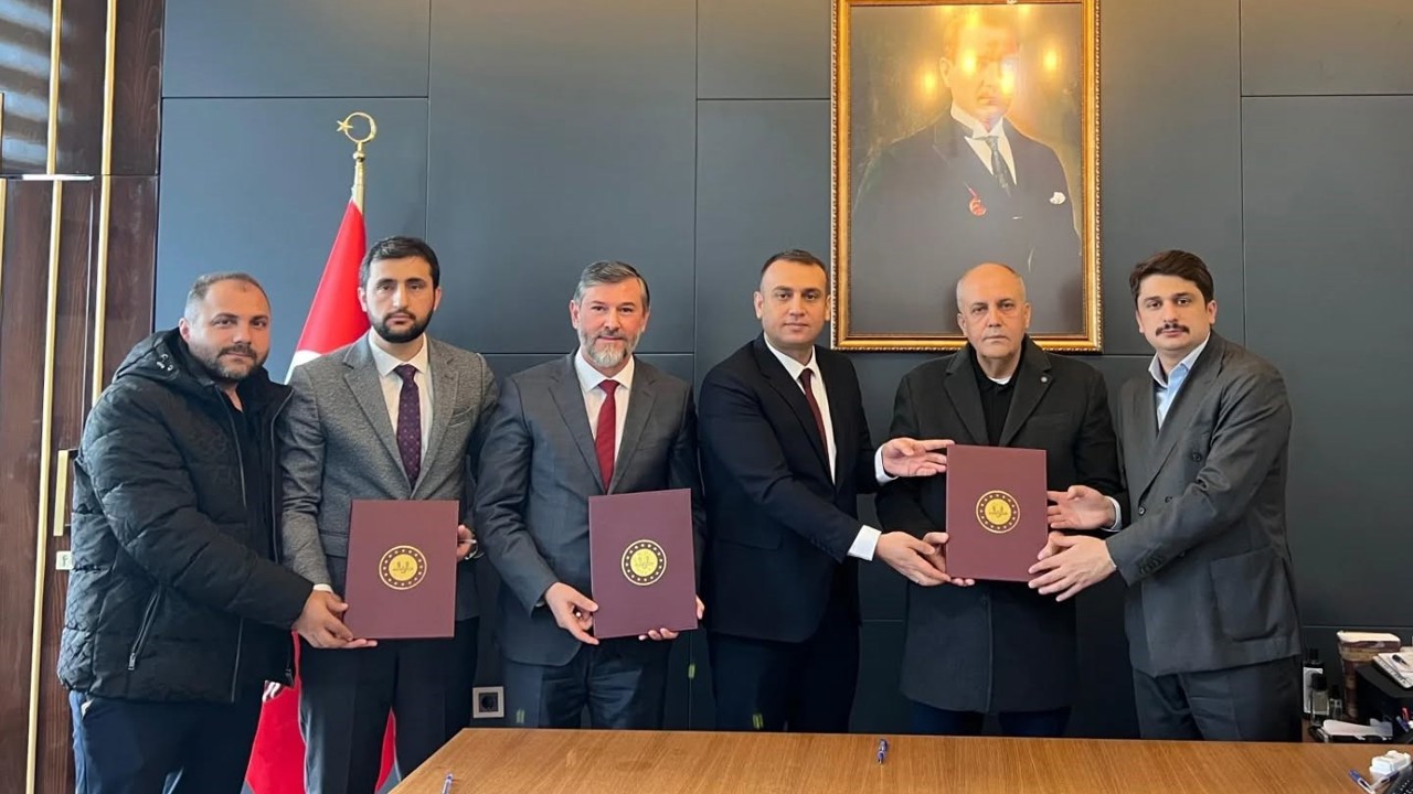 Hatay’da 2 caminin inşası için protokol imzalandı
