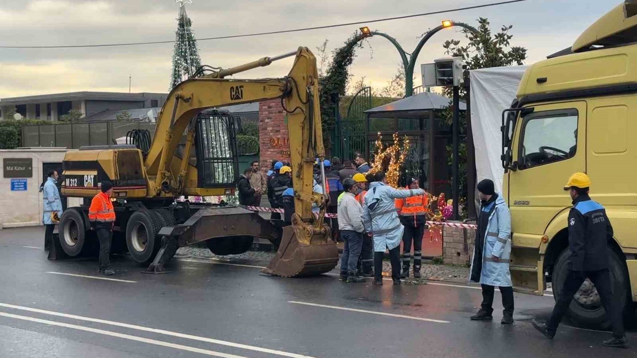 Beşiktaş’taki ünlü gece kulübünün kaçak bölümleri yıkılıyor
