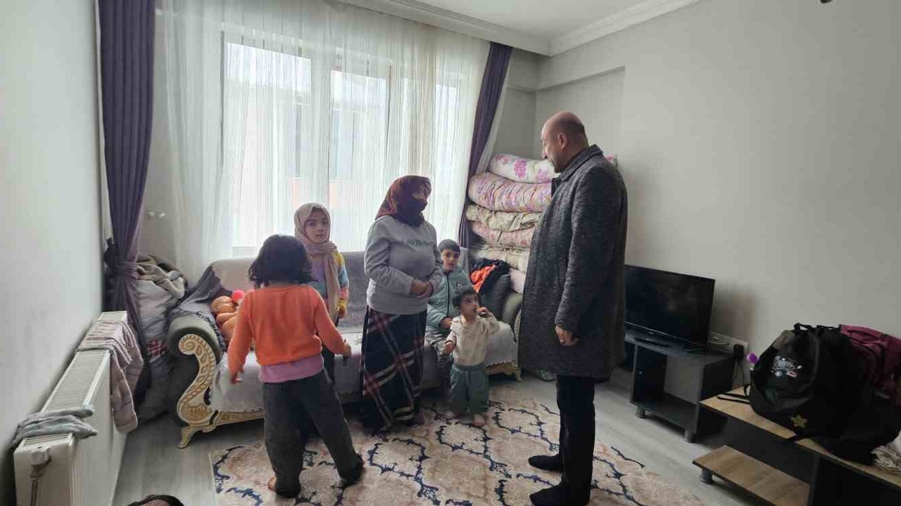 Hasköy’de 4 çocuklu anneye belediye ve kaymakamlık desteği
