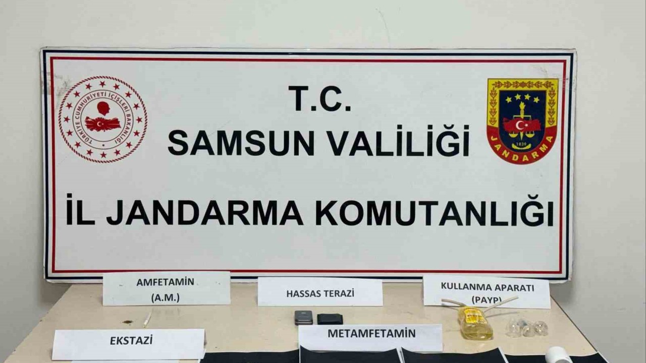 Kavak’ta jandarmadan uyuşturucu operasyonu: 3 gözaltı
