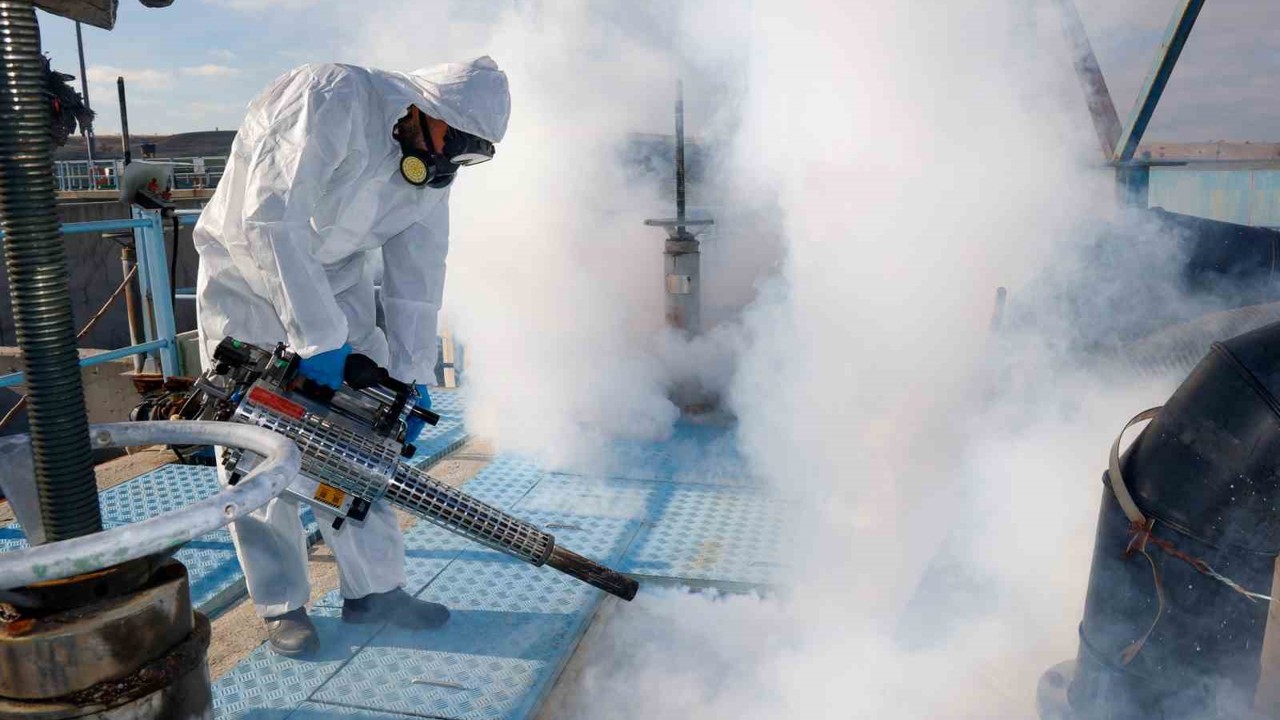Uşak Belediyesi haşerelere karşı gereken önlemleri aldı
