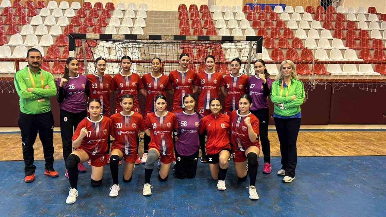 Kepez Belediyesi Kadın Hentbol Takımı, ligde oynadığı son 6 maçı kazandı
