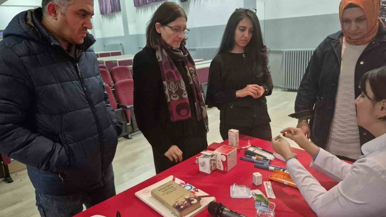 Öğretmenler, diyabetli öğrenciler için eğitim aldı
