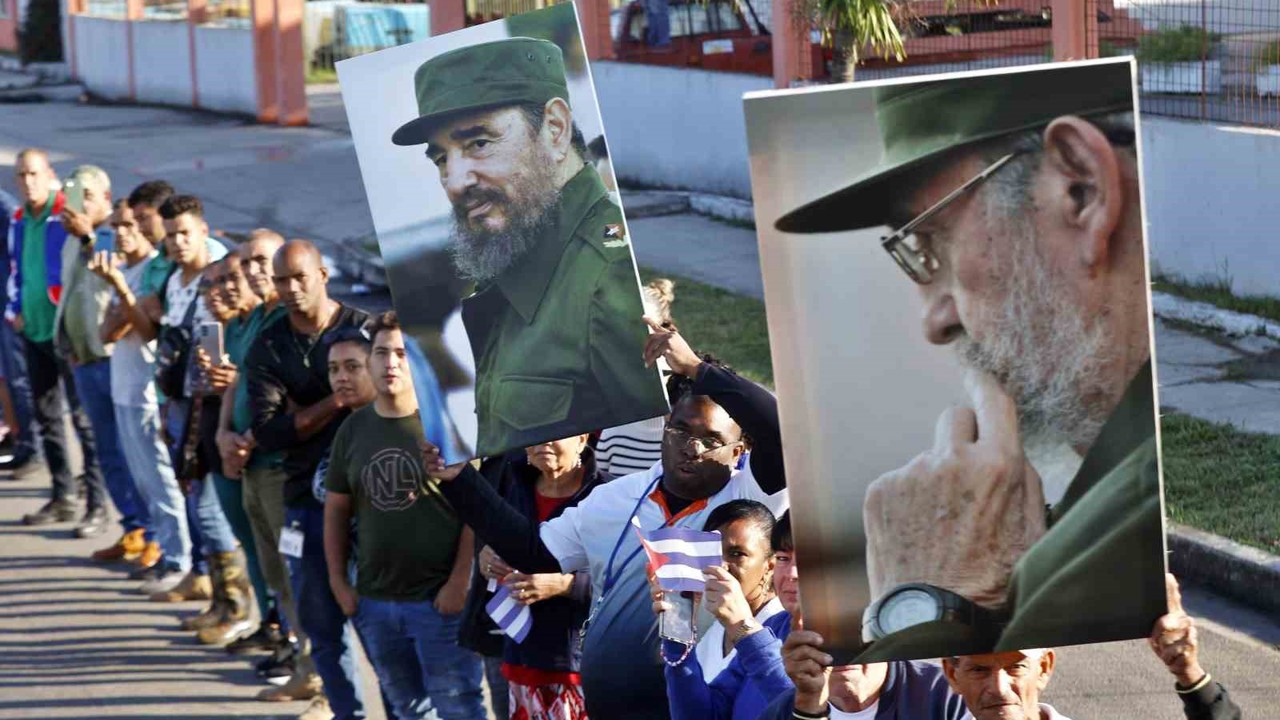 ABD’nin Venezuela saldırısında ölen 32 Kübalı asker ülkelerine getirildi
