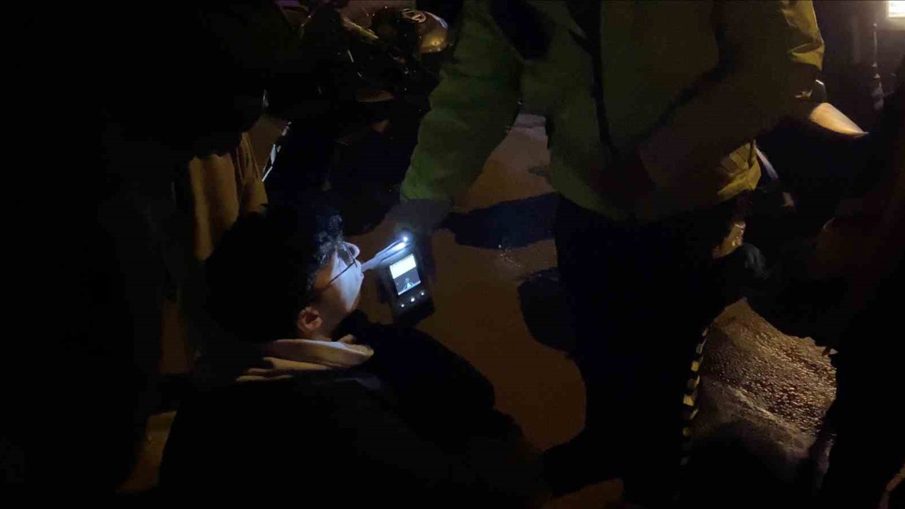 Bursa’da otomobil ile motosiklet çarpıştı: 2 yaralı
