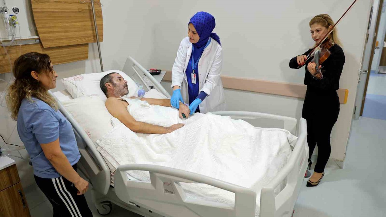 Hasta yakınlarına dualı manevi destek
