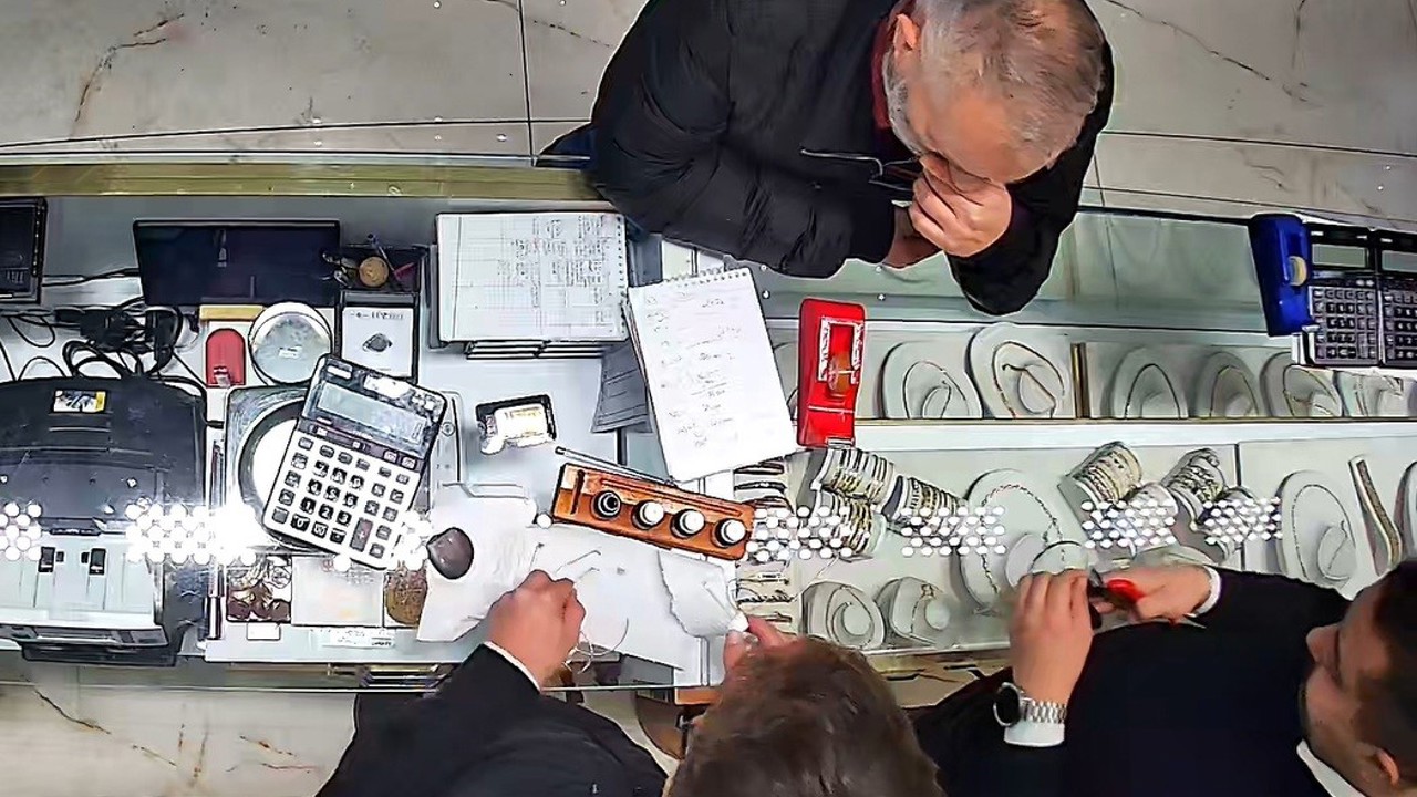 Kuyumcuya yakalanınca sahte altınları teklif etti: "Bunlar sende kalsın"
