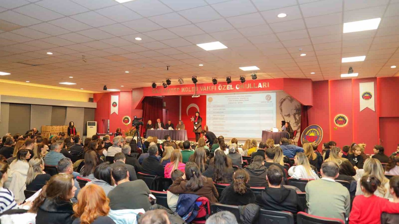 Gaziantep Kolej Vakfı’nda noterli kayıt izdihamı
