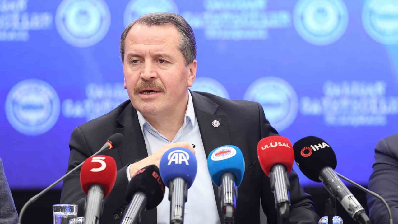 Memur-Sen Genel Başkanı Yalçın: "Kamu Personel Sistemi’ni yeniden onarmaya ihtiyaç var"
