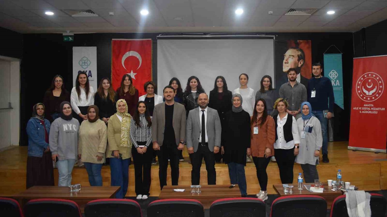 Tek ebeveynli ailelere güçlü destek: Kapsayıcı Eğitim Projesi tamamlandı
