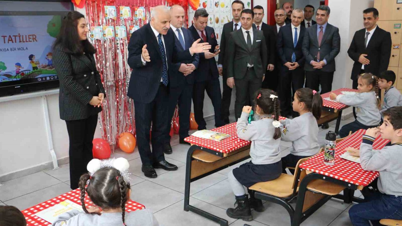 Diyarbakır’da 458 bin öğrenci karne aldı
