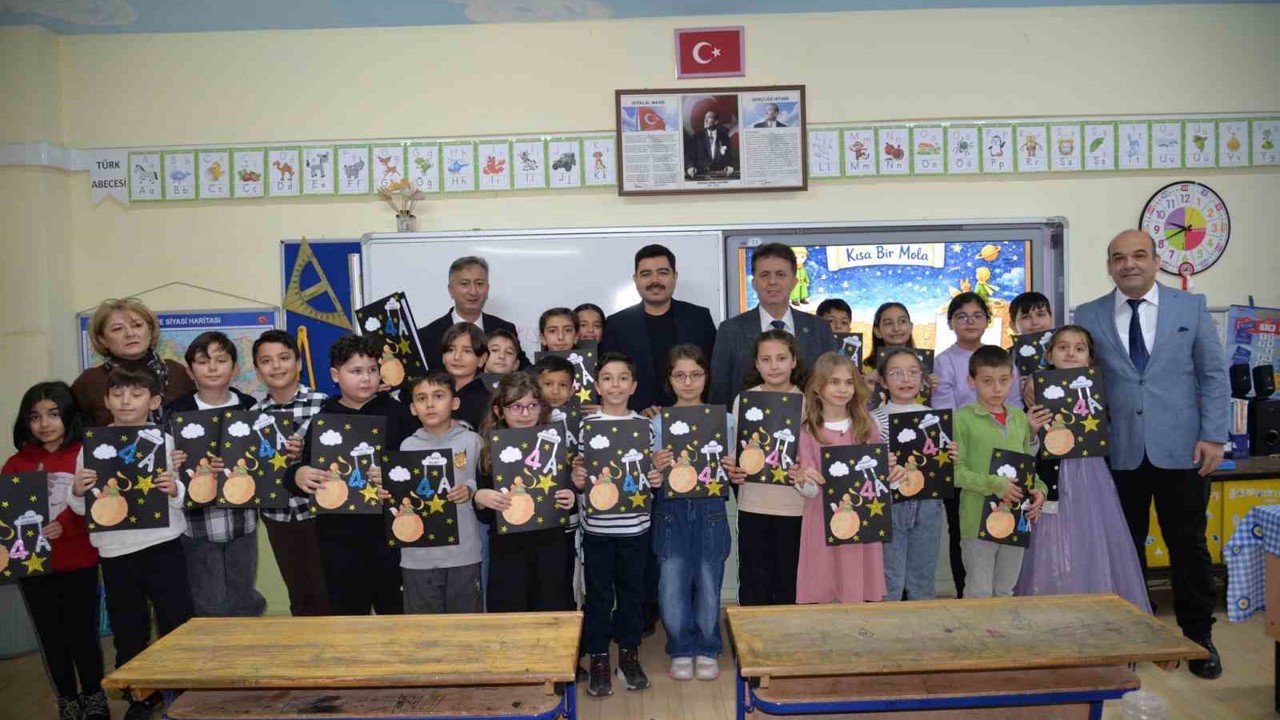 Türkeli’de yarıyıl tatili, karne sevinciyle başladı
