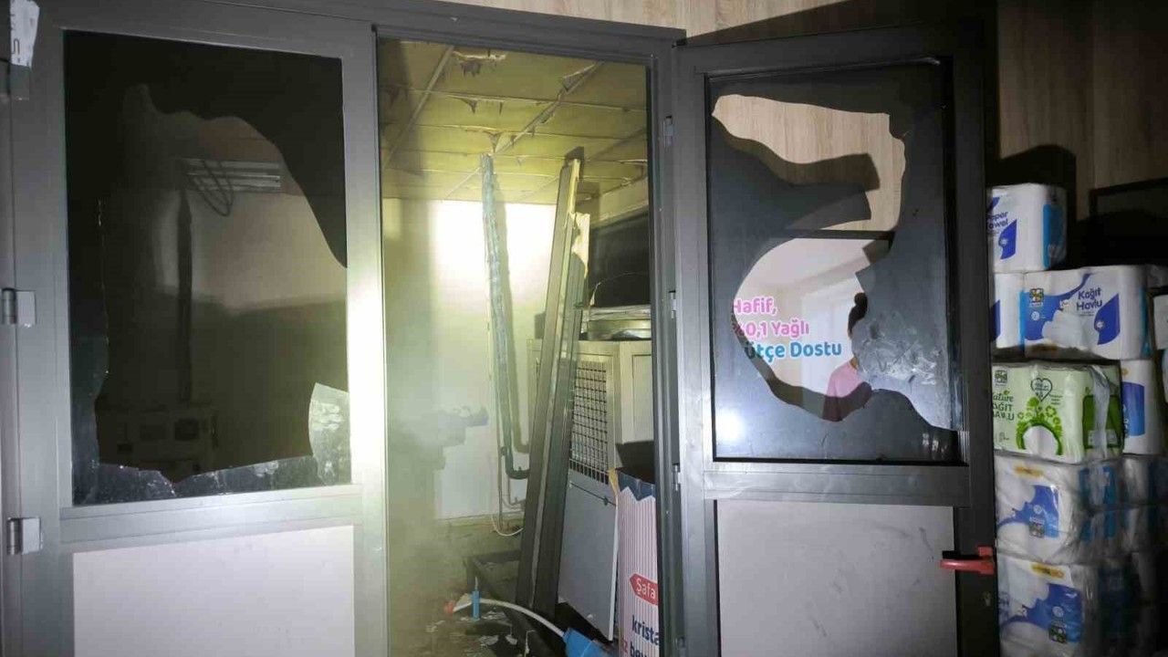 Batman’da depo yangını söndürüldü
