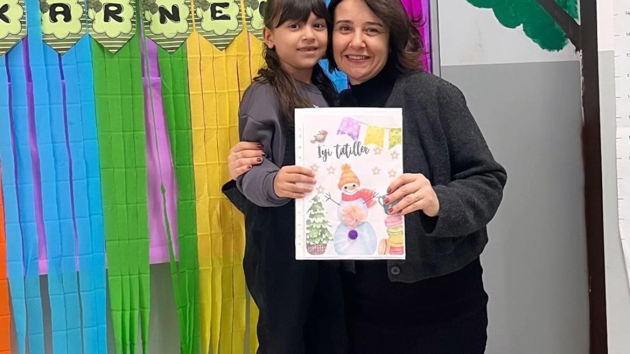 Yarıyıl tatili başladı, İzmir’de 721 bin 862 öğrenci karne sevinci yaşadı
