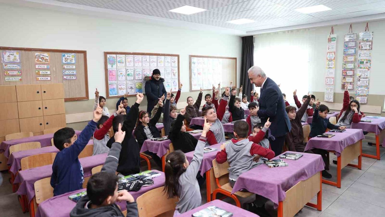 Muş’ta 96 bin 800 öğrenci karne sevinci yaşadı
