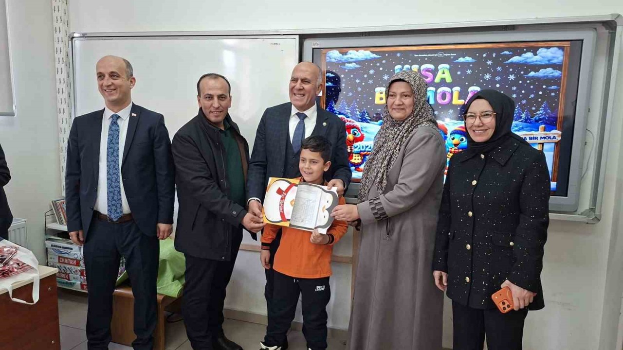 Hisarcık’ta bin 50 öğrenci tatile girdi
