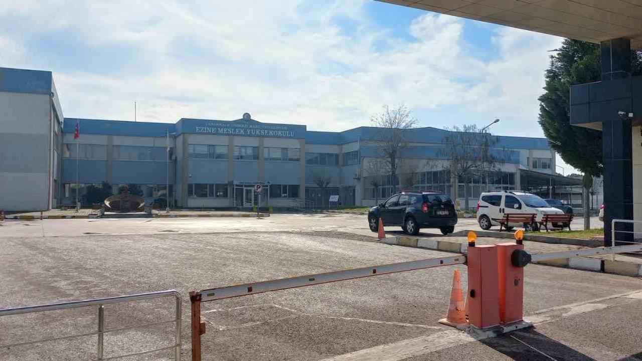 ÇOMÜ’de sistemde usulsüzlük yapan personel olayının detayları ortaya çıktı
