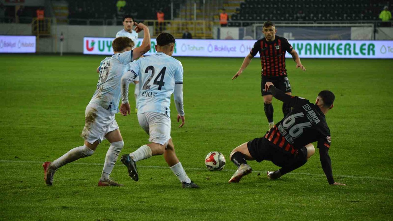 Trendyol 1. Lig: Çorum FK: 4 - Adana Demirspor: 1
