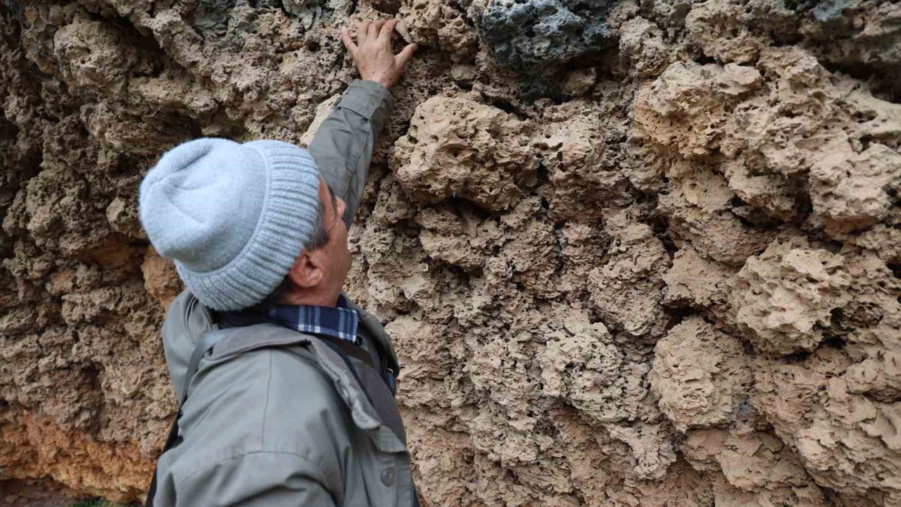 1 milyon yıl önce oluşumu tamamlandığı değerlendirilen Buzul Vadisi görüntülendi
