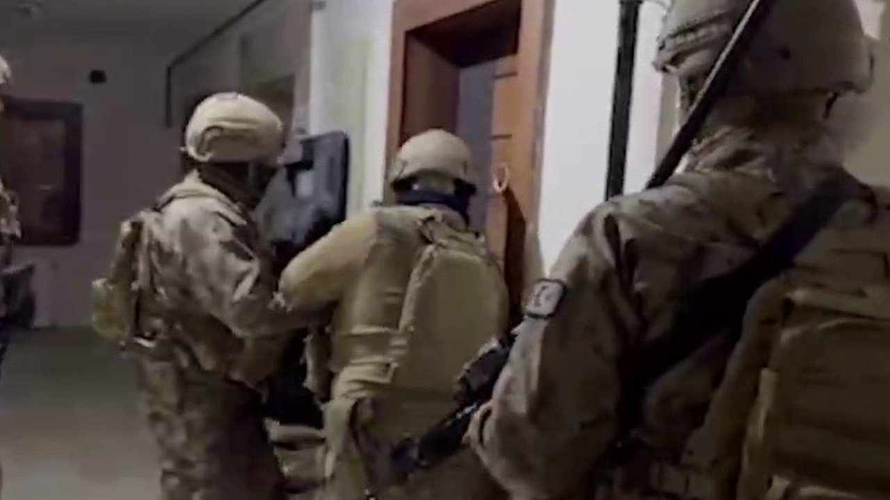 Adıyaman’da silah operasyonu: 7 gözaltı
