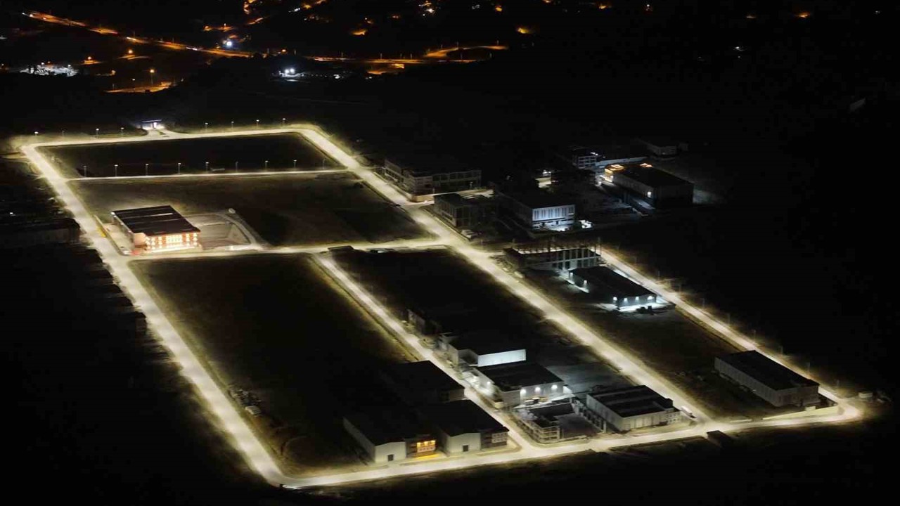 Yalova Makine İhtisas OSB’de yeni nesil elektrik ve aydınlatma altyapısı
