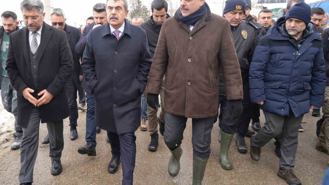 Yangında ölü sayısı 2’ye yükseldi
