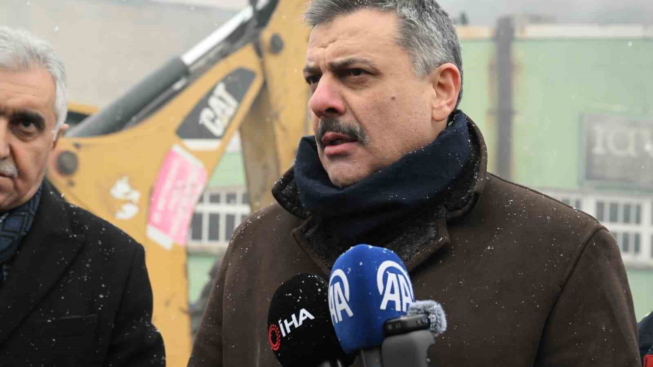 Erzurum Valisi Mustafa Çiftçi’den yangın açıklaması: "Allah milletimize böyle acılar yaşatmasın"
