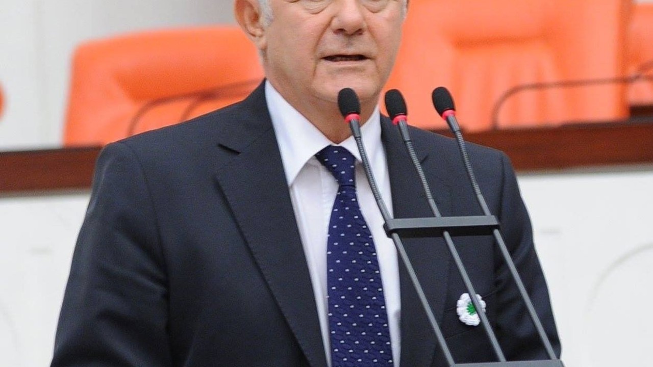 İZSİAD Danışma Kurulu adaylık için Yüksel isminde uzlaştı
