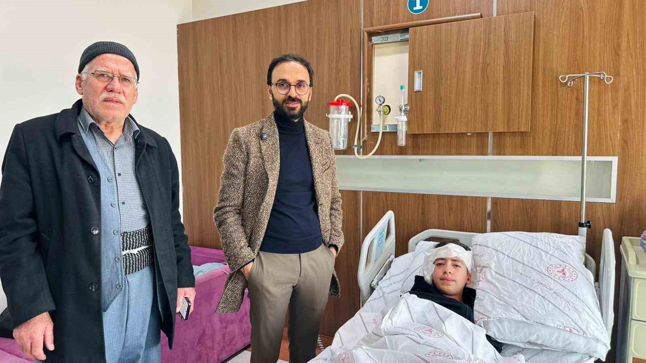 Burun akıntısı şikayetiyle hastaneye gitti, kafa tabanına ulaşan kitle çıktı
