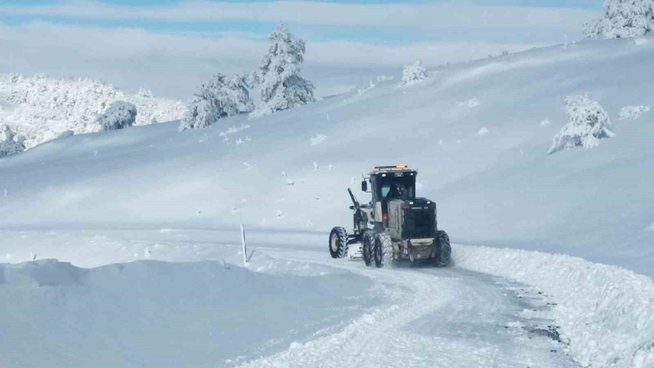 Amasya’da 58 köy yolu ulaşıma kapalı
