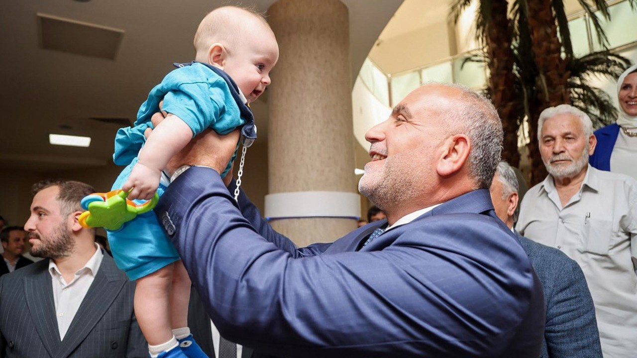 Başkan Sandıkçı: "Aile bütçesine katkılar sunan desteklerimizi sürdürüyoruz"
