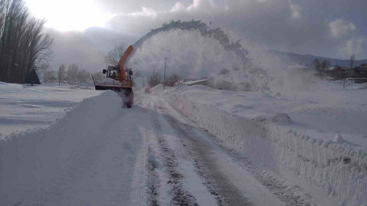 Tomarza - Tufanbeyli yolu açıldı
