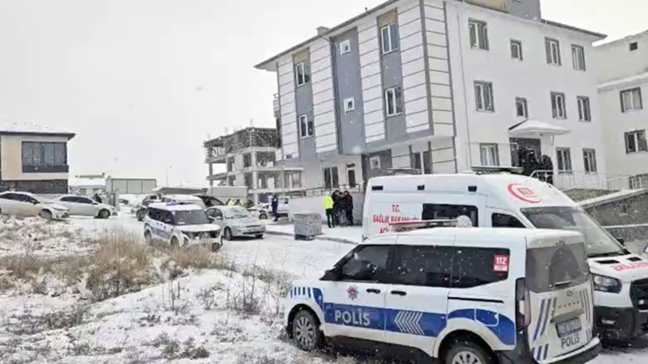 Çorum’da yaşlı çift evinde silahla vurulmuş halde ölü bulundu
