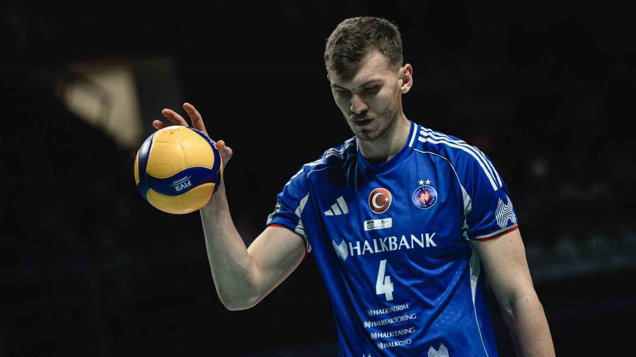 Efeler Ligi: Galatasaray: 3 - Halkbank: 0
